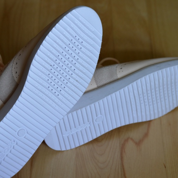 New Geox Thymar Oxford shoes light peach/pink size 9 - Picture 3 of 4